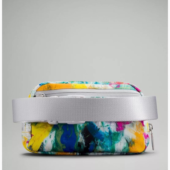 NWT NO LIMITS WHITE MULTI Lululemon Everywhere Belt Bag - Picture 3 of 6